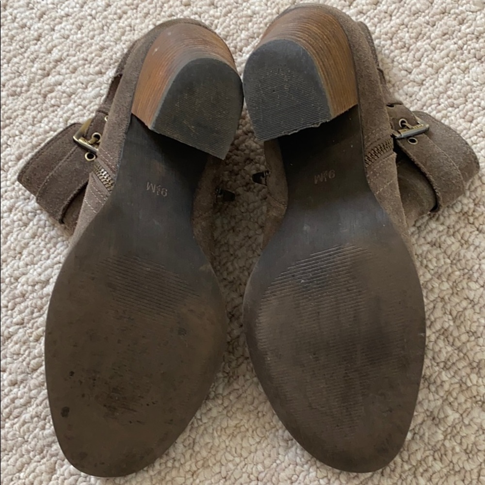 Guess booties! - Picture 6 of 8